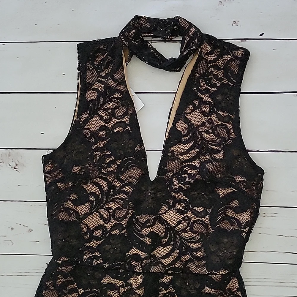 Desirea Catsuit - Picture 5 of 9